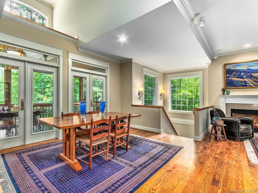 2772 Leucothae Way - Photo 4