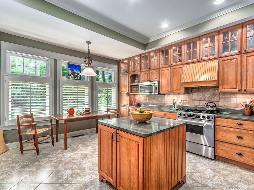 2772 Leucothae Way - Photo 8