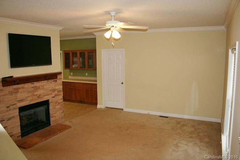 1406 Pearidge Road - Photo 3