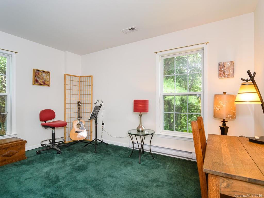 314 Westover Drive - Photo 15