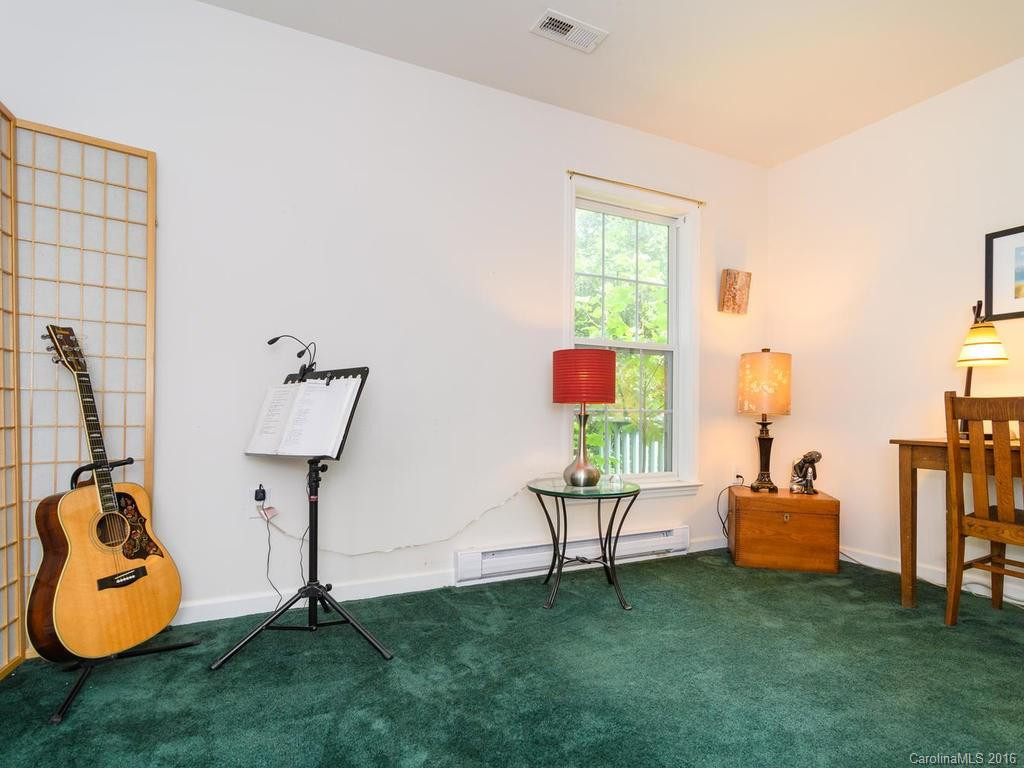 314 Westover Drive - Photo 16