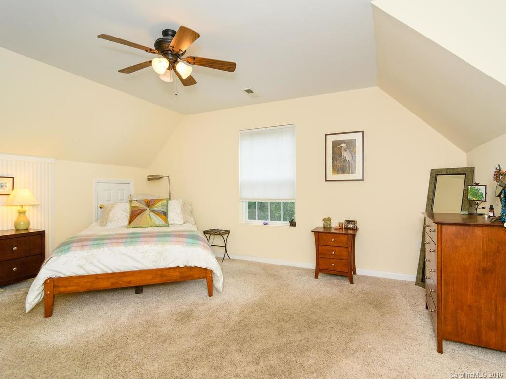 314 Westover Drive - Photo 9