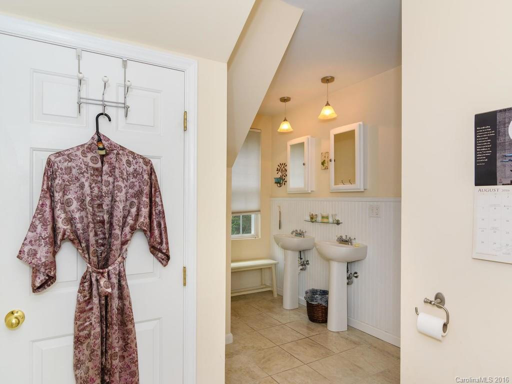 314 Westover Drive - Photo 10
