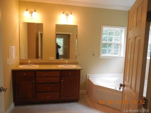 71 Hawke Woods Road - Photo 15