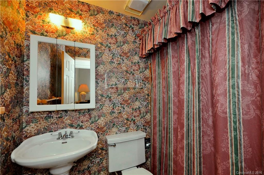 12 Robinhood Road - Photo 9