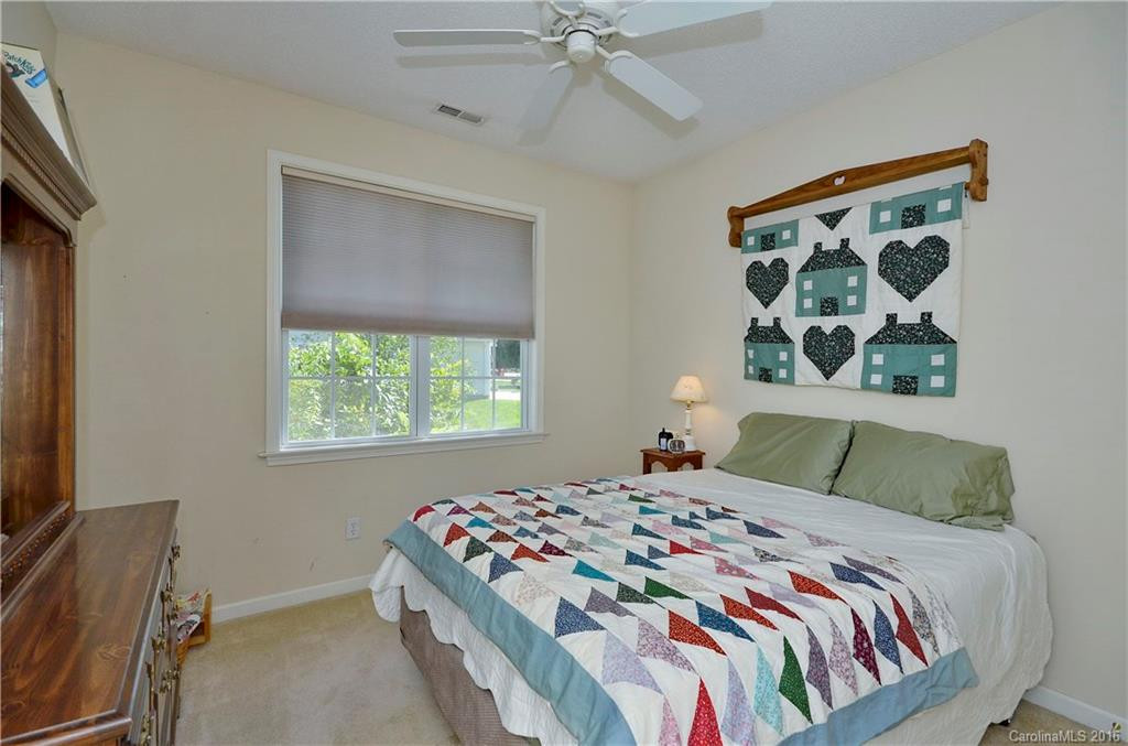 18 Meadow Walk Court - Photo 5