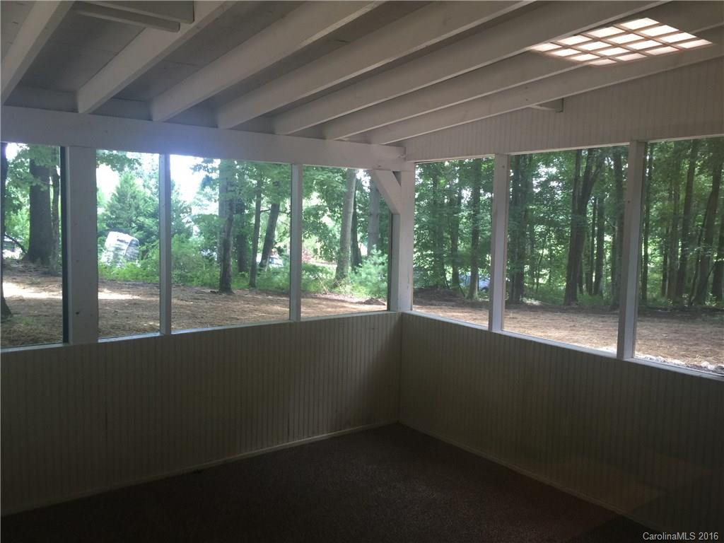 202 Piney Meadow Drive - Photo 4