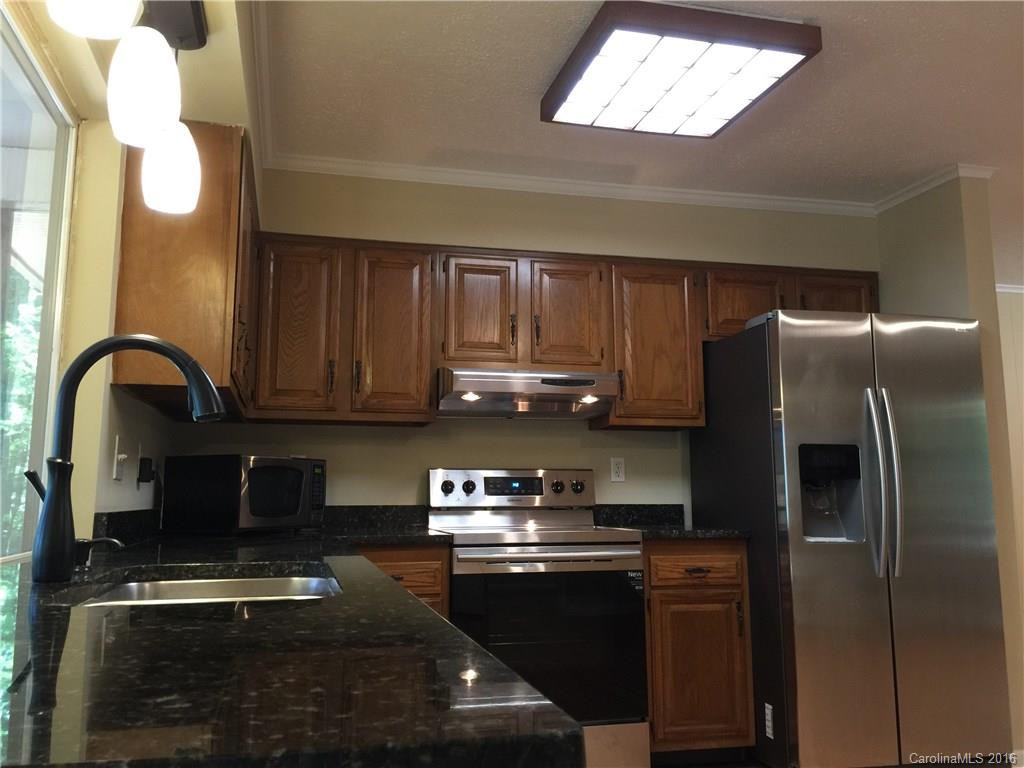 202 Piney Meadow Drive - Photo 10