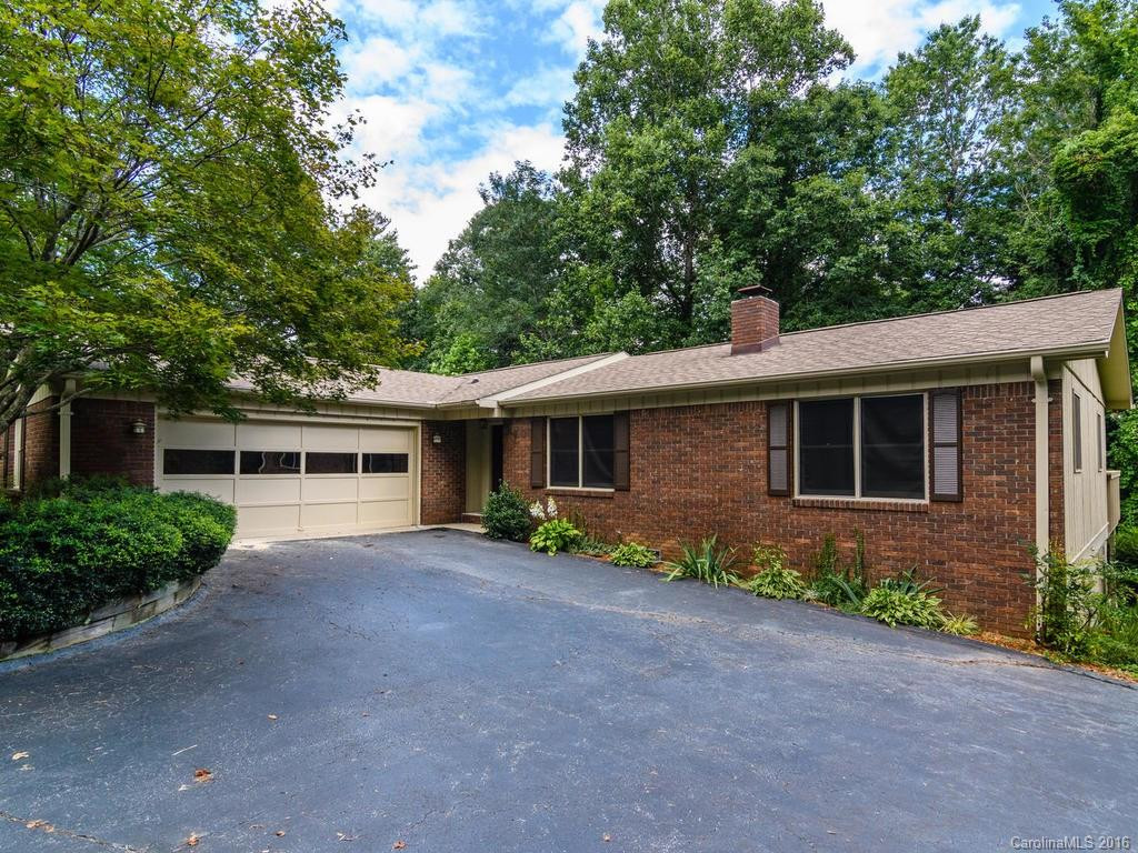 209 Navaho Drive - Photo 2