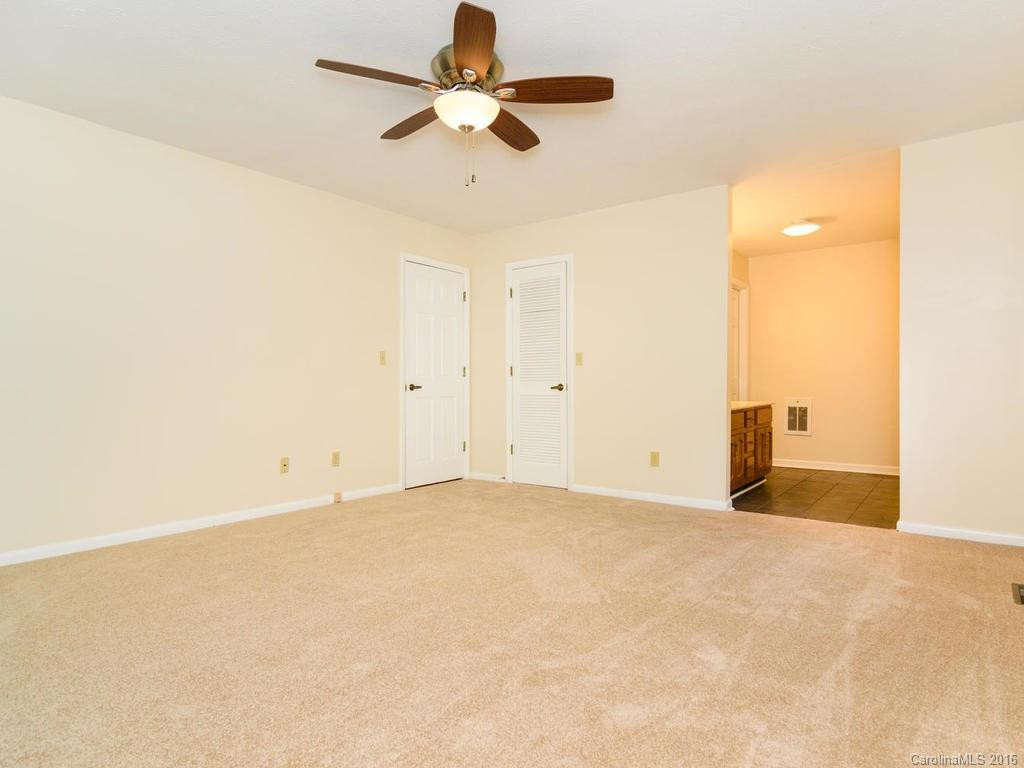 209 Navaho Drive - Photo 14