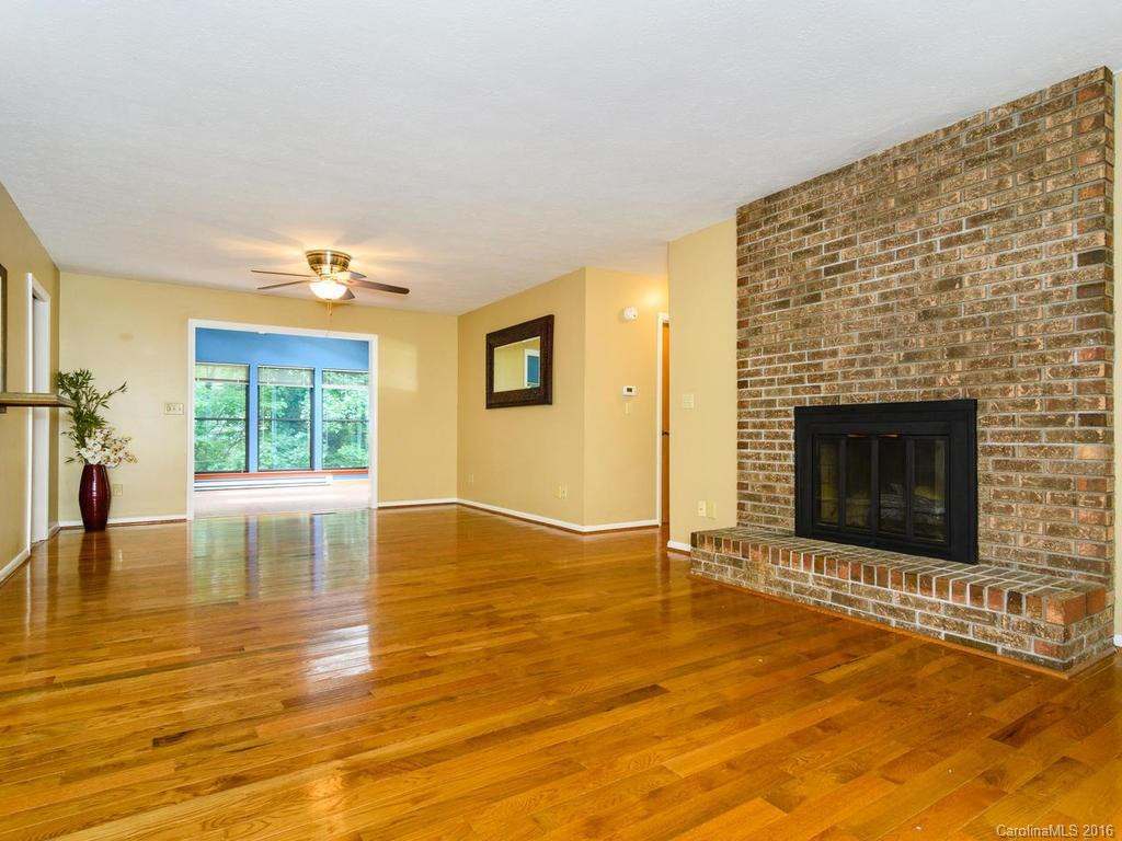 209 Navaho Drive - Photo 3