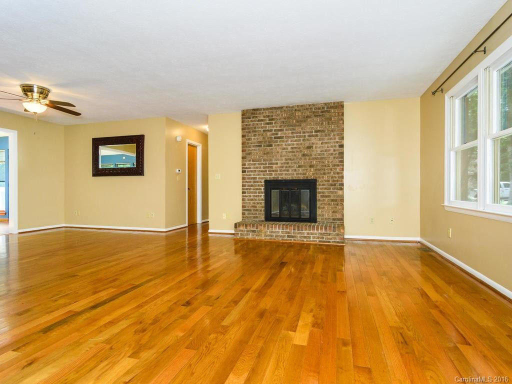 209 Navaho Drive - Photo 5