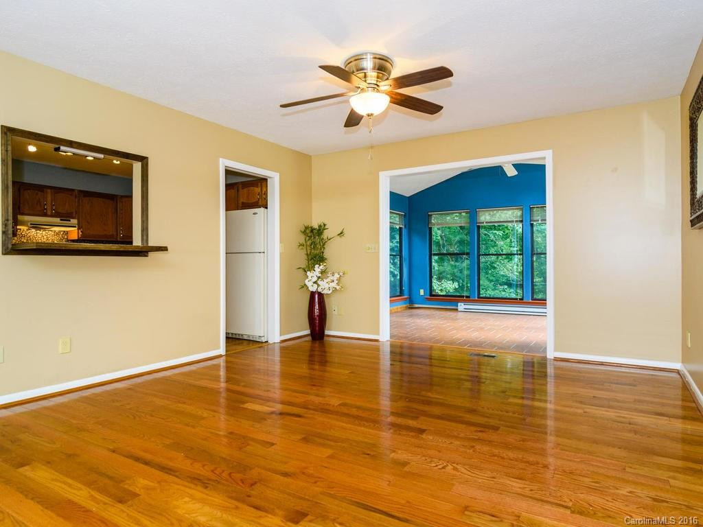 209 Navaho Drive - Photo 6