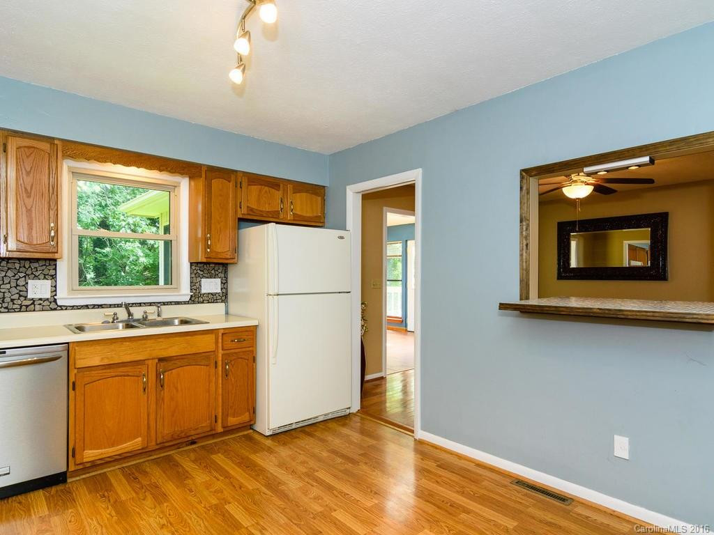 209 Navaho Drive - Photo 10