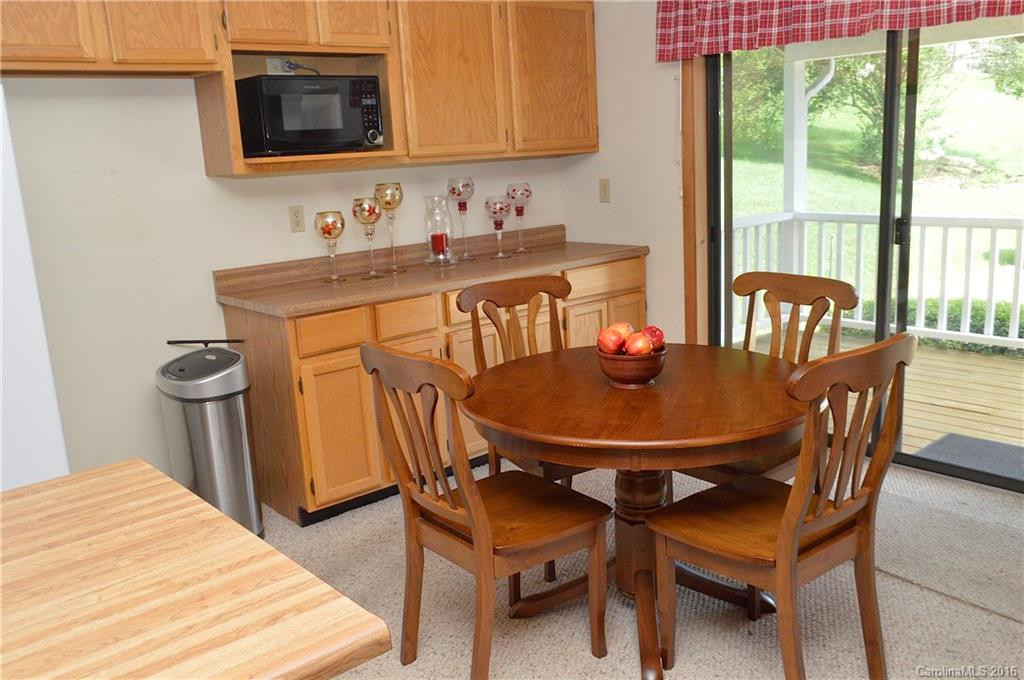 102 Hollow Drive - Photo 9