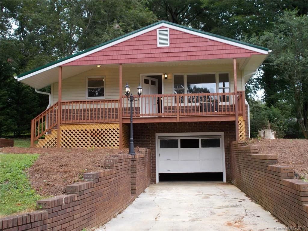 206 Red Bow Lane