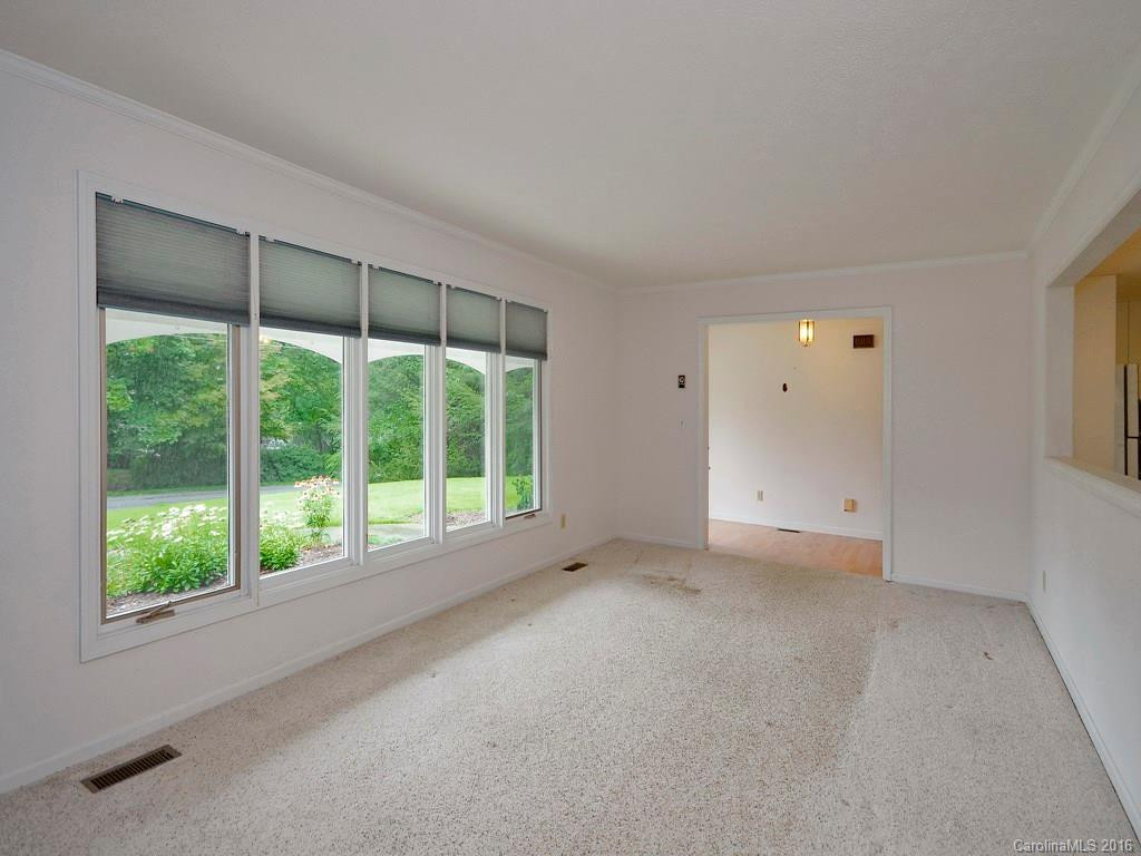 103 Barnett Street - Photo 2