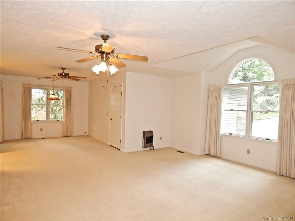 112 Jenny Lind Drive - Photo 12