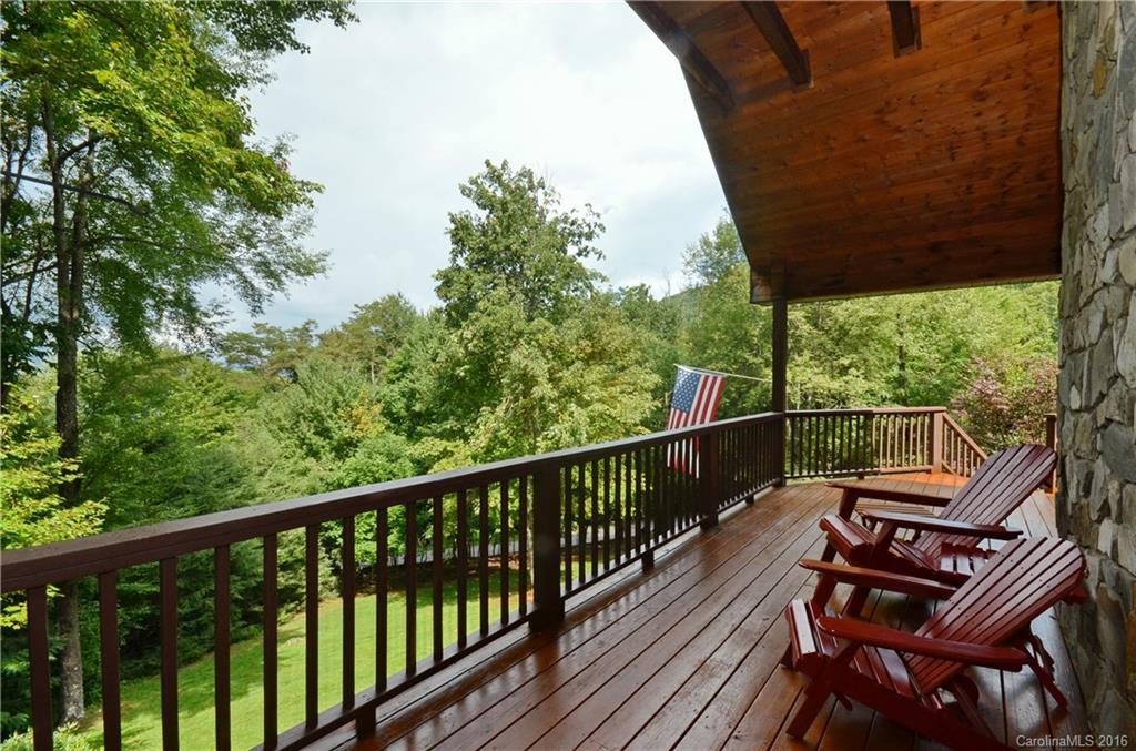 442 Presidential Drive - Photo 2