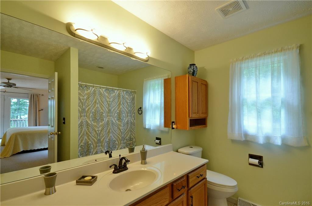 442 Presidential Drive - Photo 9