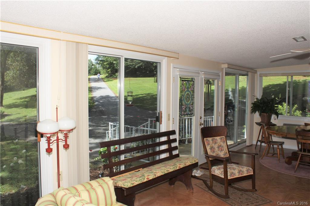 220 Hill Road - Photo 11