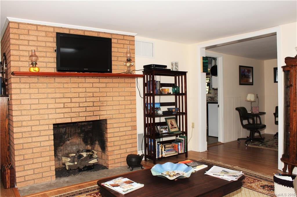 220 Hill Road - Photo 14