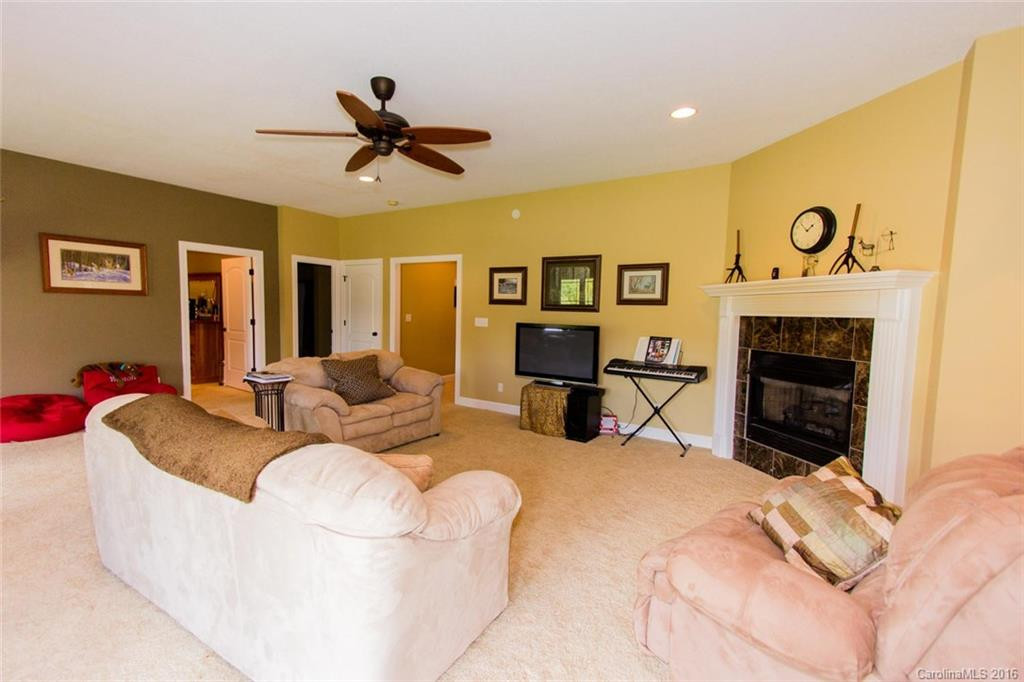 39 Jupiter Hills Drive - Photo 18