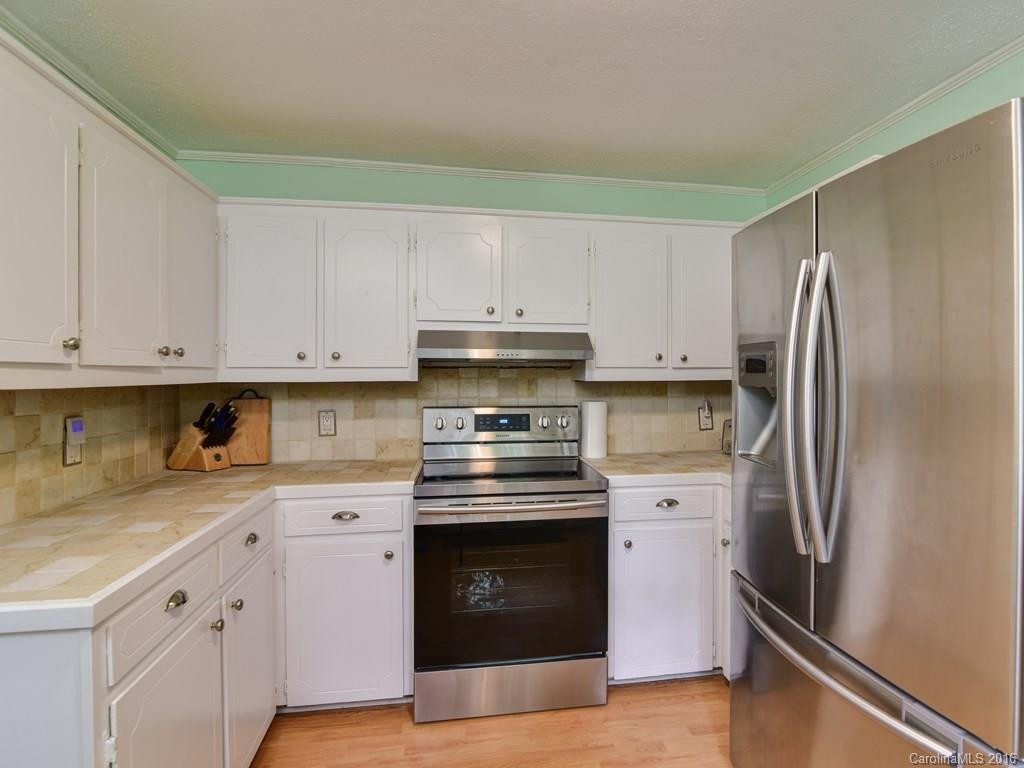 310 Oakdale Drive - Photo 11