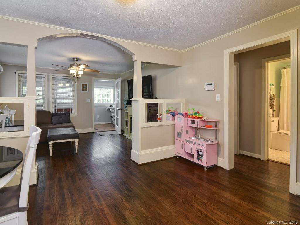 310 Oakdale Drive - Photo 9