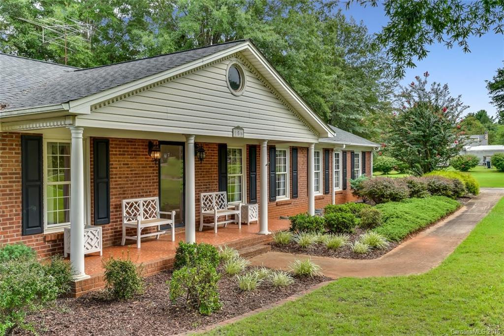 156 Mccall Drive - Photo 2