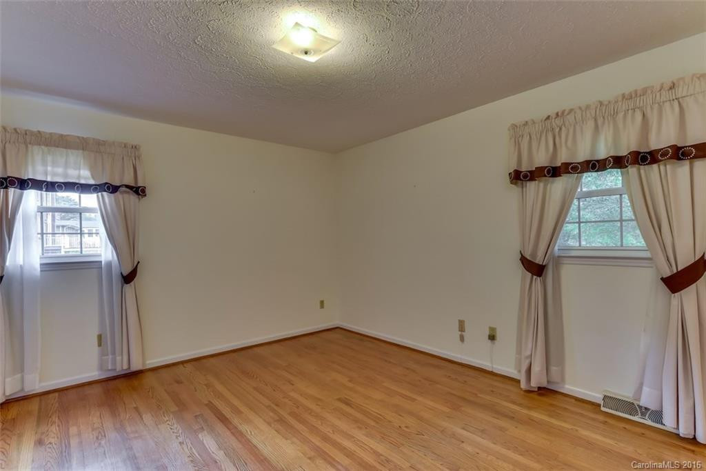 156 Mccall Drive - Photo 17