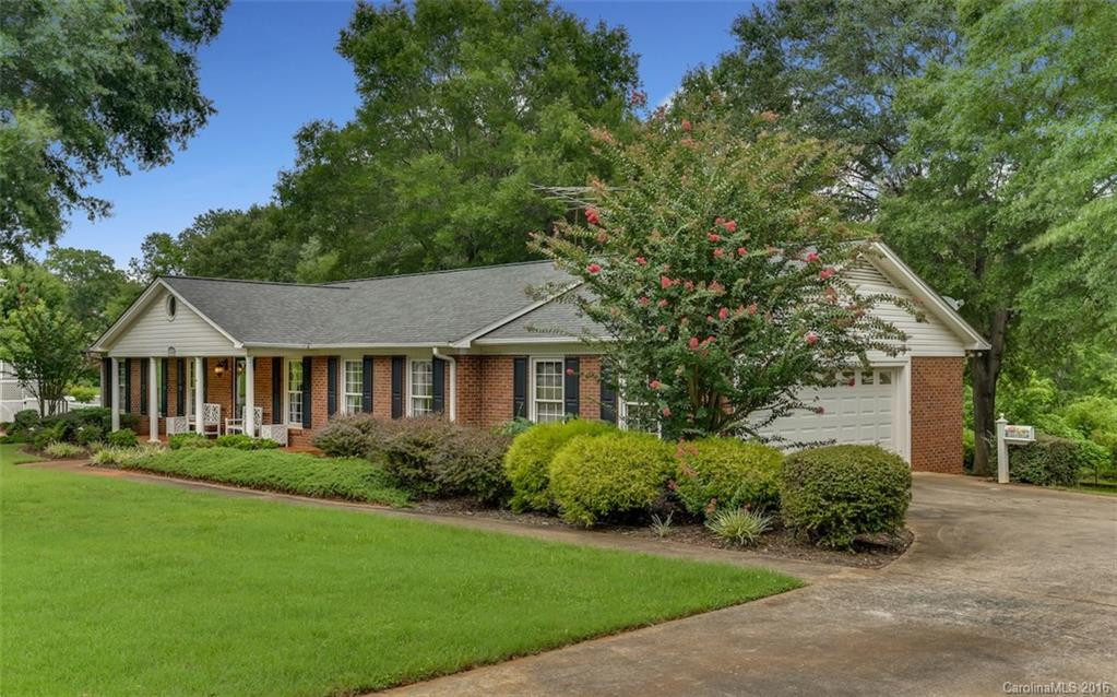 156 Mccall Drive - Photo 3