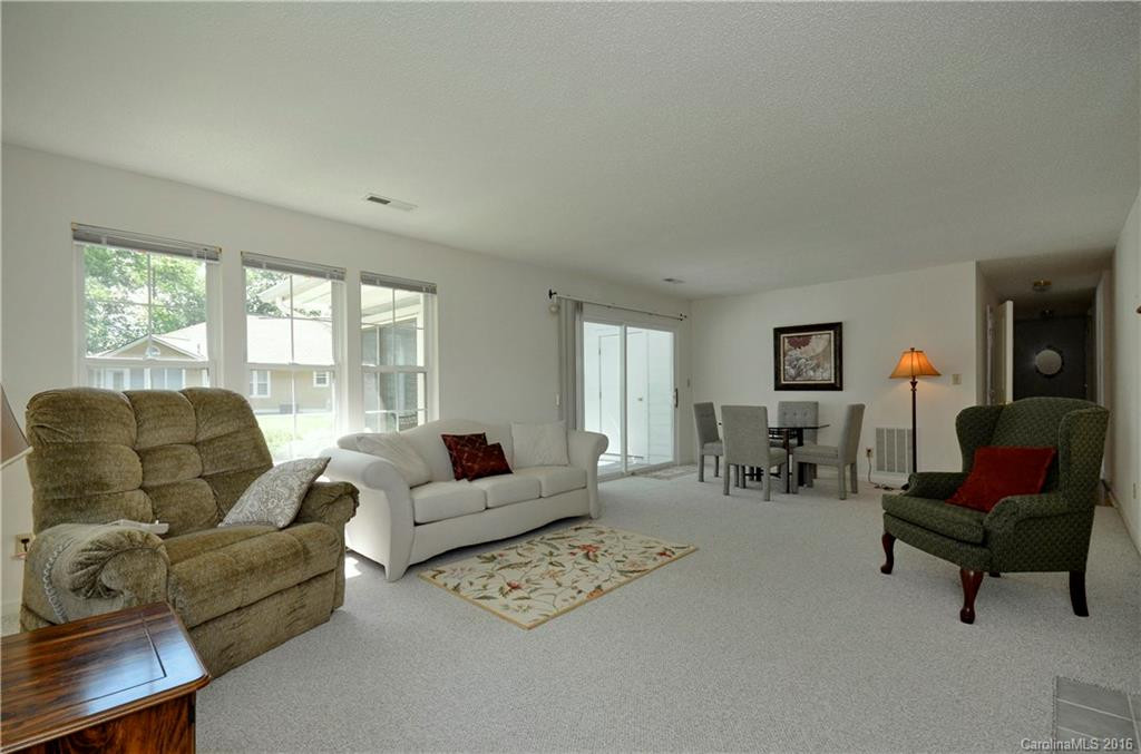 503 Woodlea Court #503 - Photo 2
