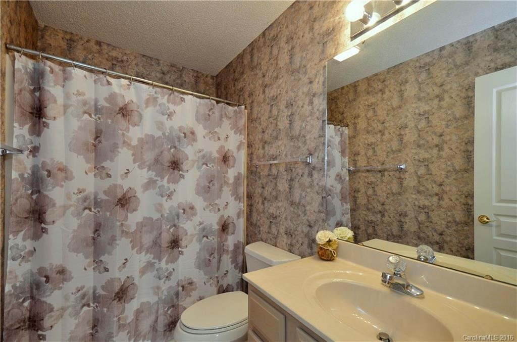 503 Woodlea Court #503 - Photo 8