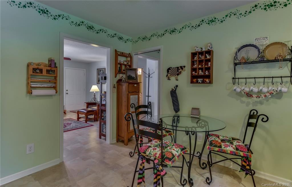 29 Bearwallow Road - Photo 6