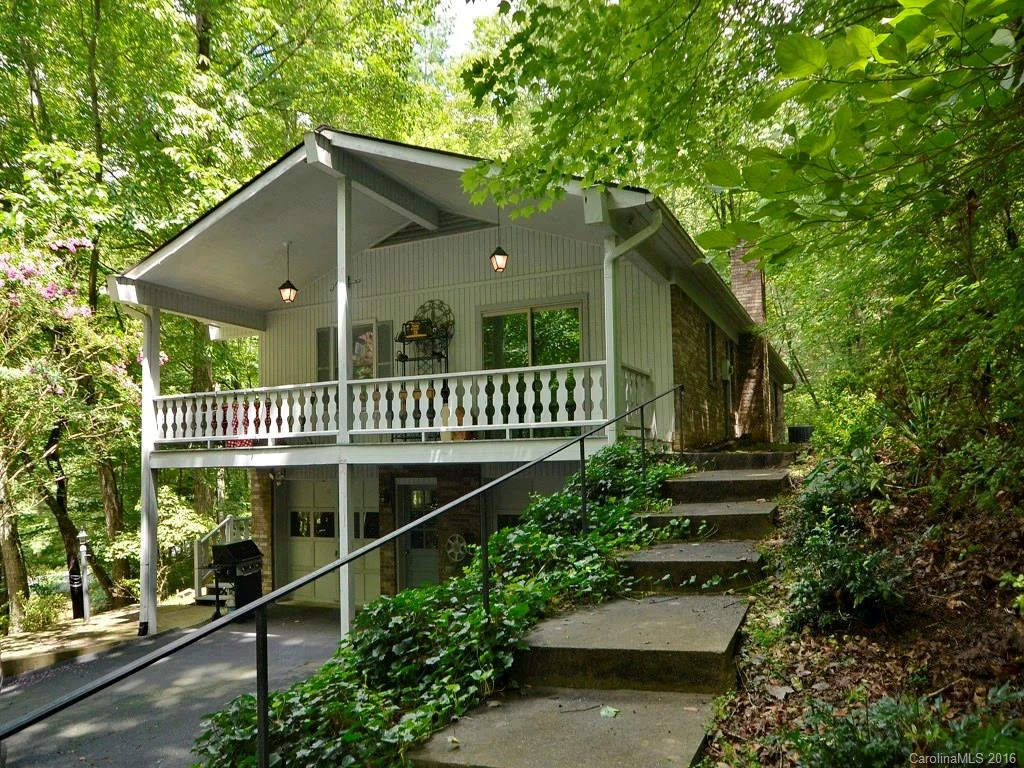 168 Surry Lane