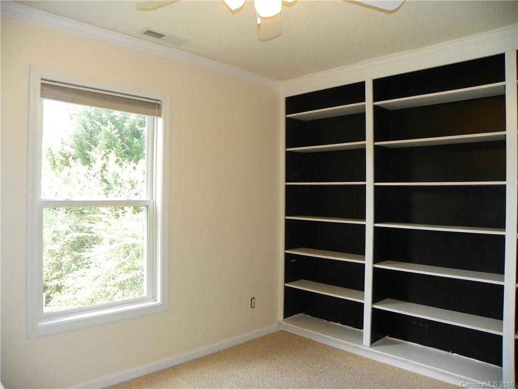105 Onyx Drive - Photo 12