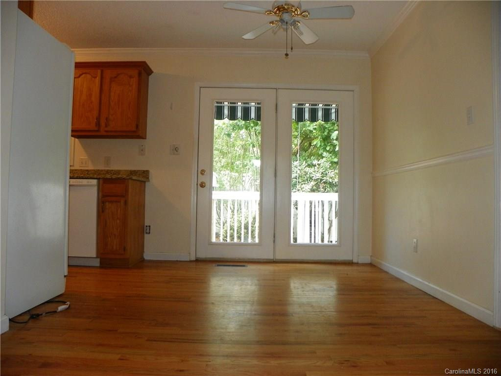 105 Onyx Drive - Photo 4