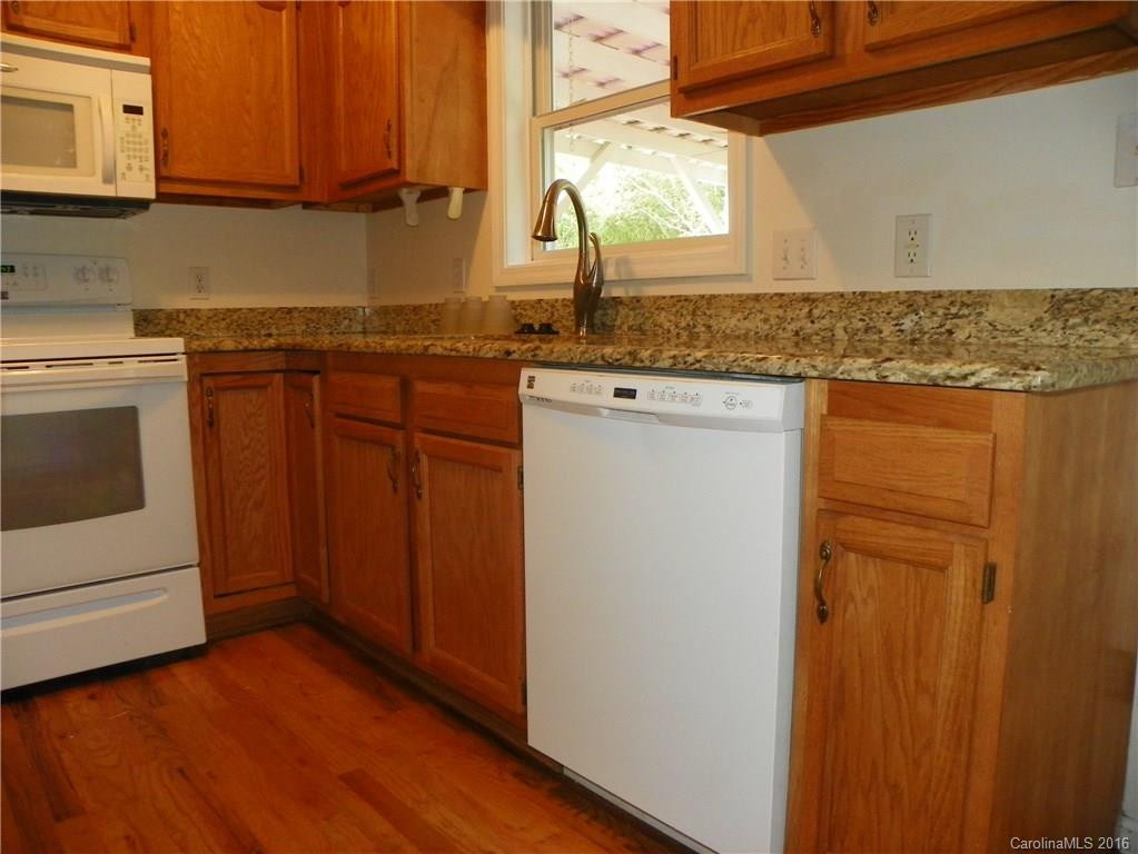 105 Onyx Drive - Photo 7