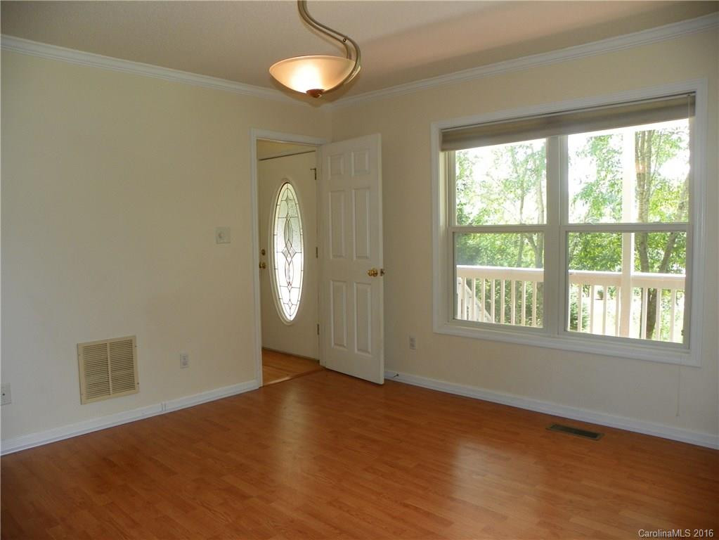 105 Onyx Drive - Photo 10