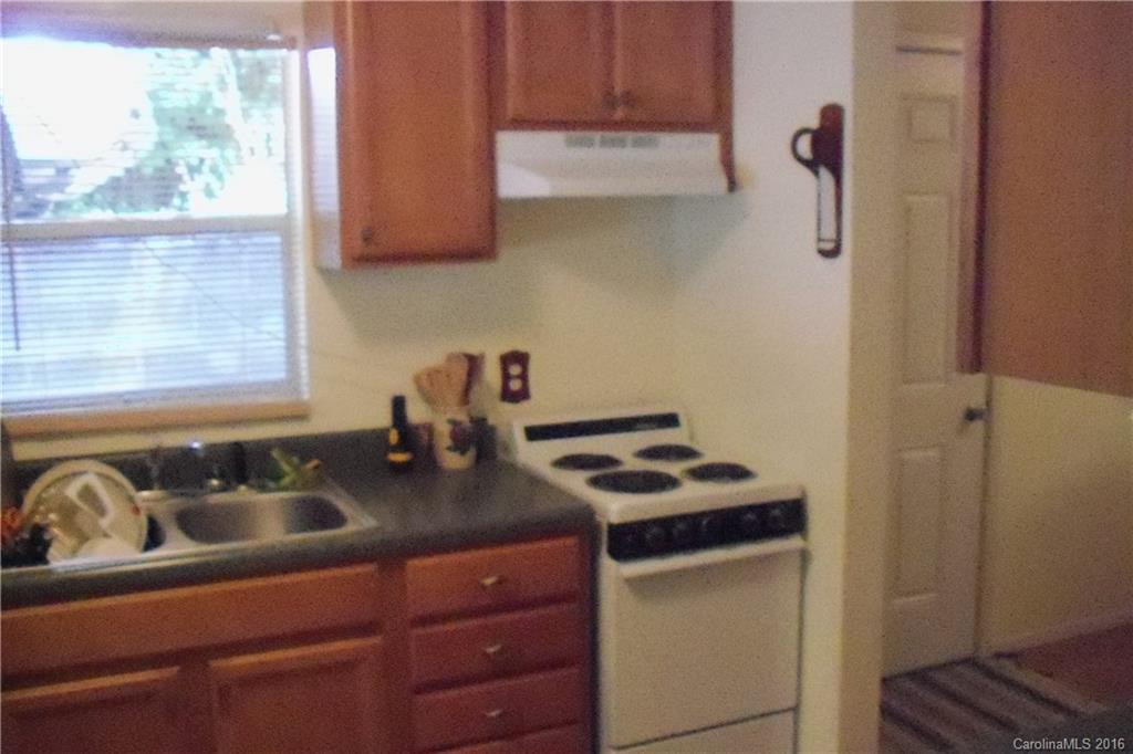 228 Barrett Road #15/16 - Photo 4
