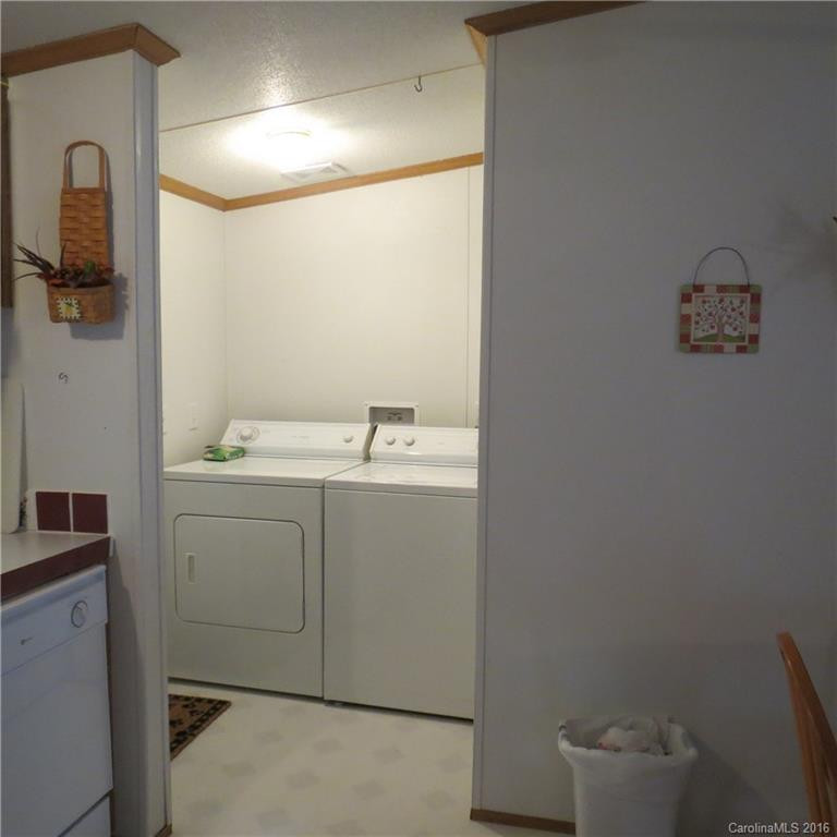 55 Imperial Court - Photo 13