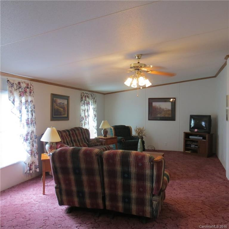 55 Imperial Court - Photo 10
