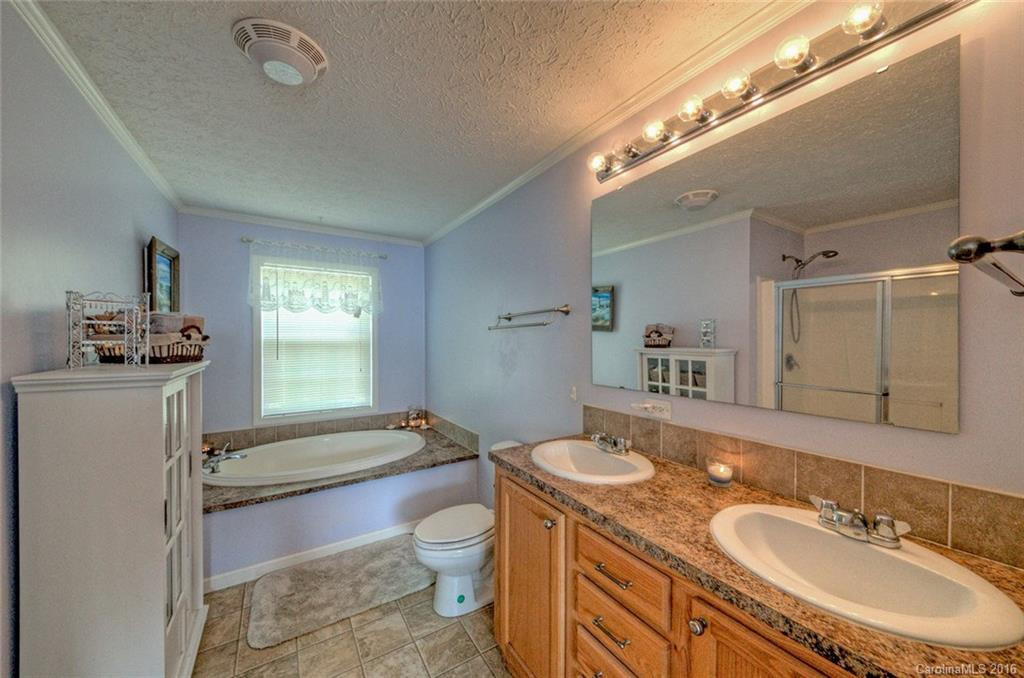 306 Staghorn Court - Photo 13