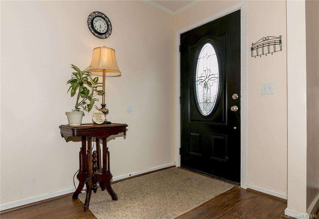 306 Staghorn Court - Photo 5