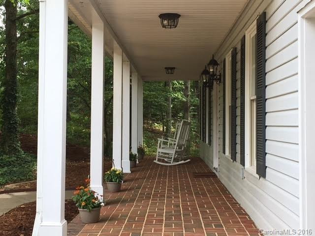 253 Countrywood Drive - Photo 3