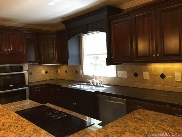 253 Countrywood Drive - Photo 4