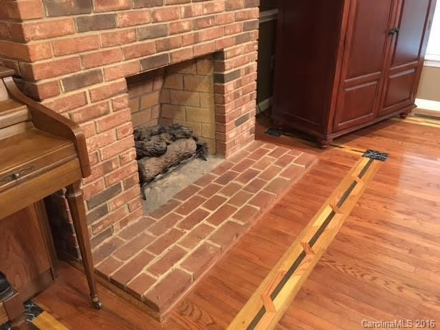 253 Countrywood Drive - Photo 9