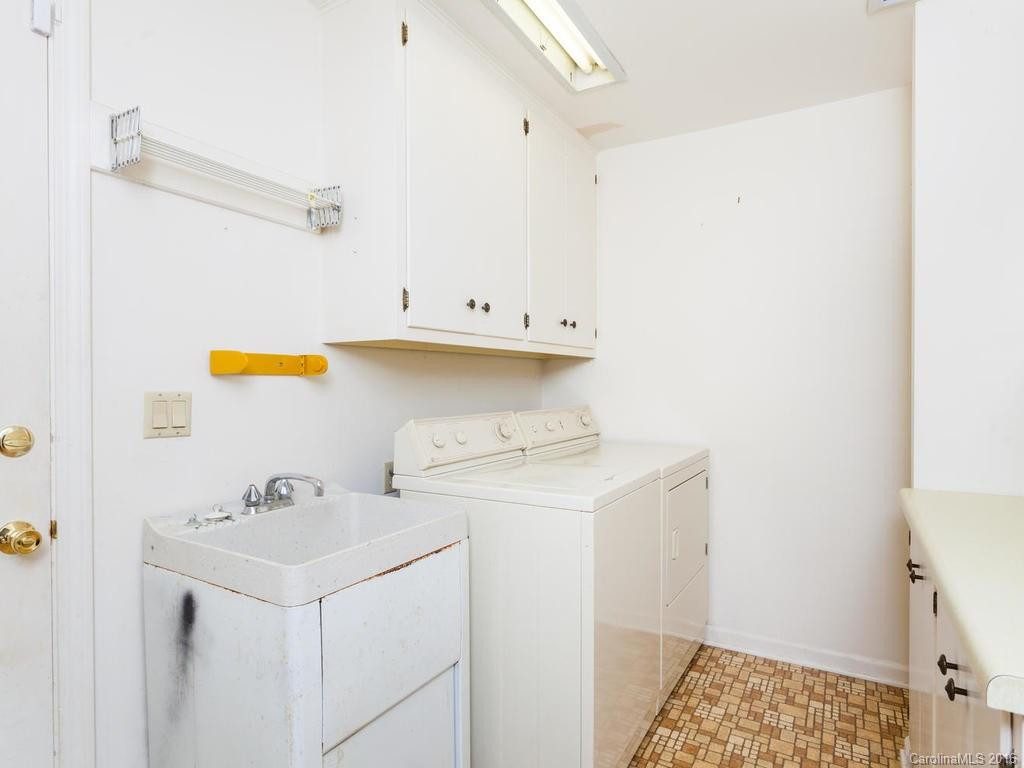 208 Heathcote Road - Photo 11