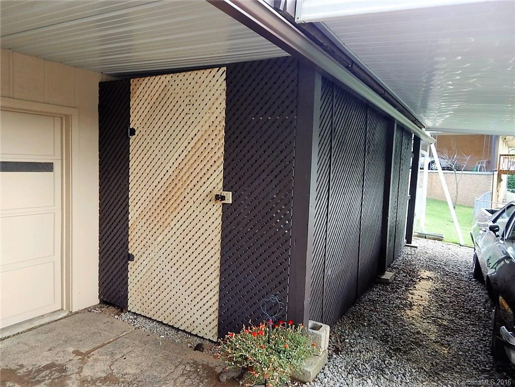 528 Country Club Road - Photo 22